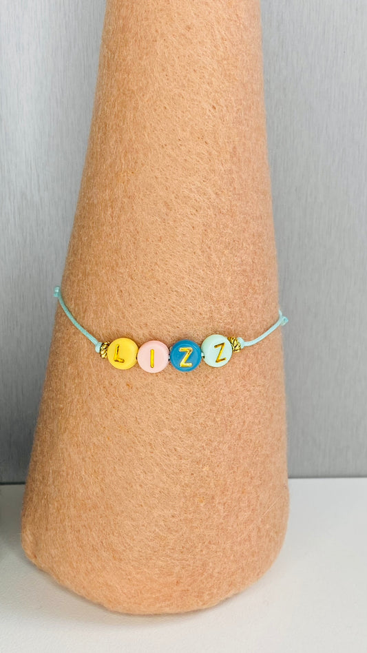 Naamarmband (gekleurd-goud)